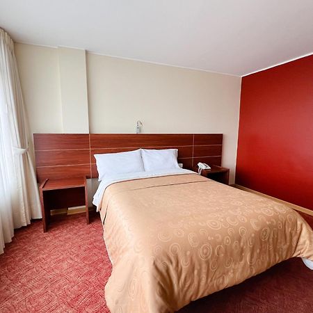 Hotel Flor De Los Andes Tulcán المظهر الخارجي الصورة