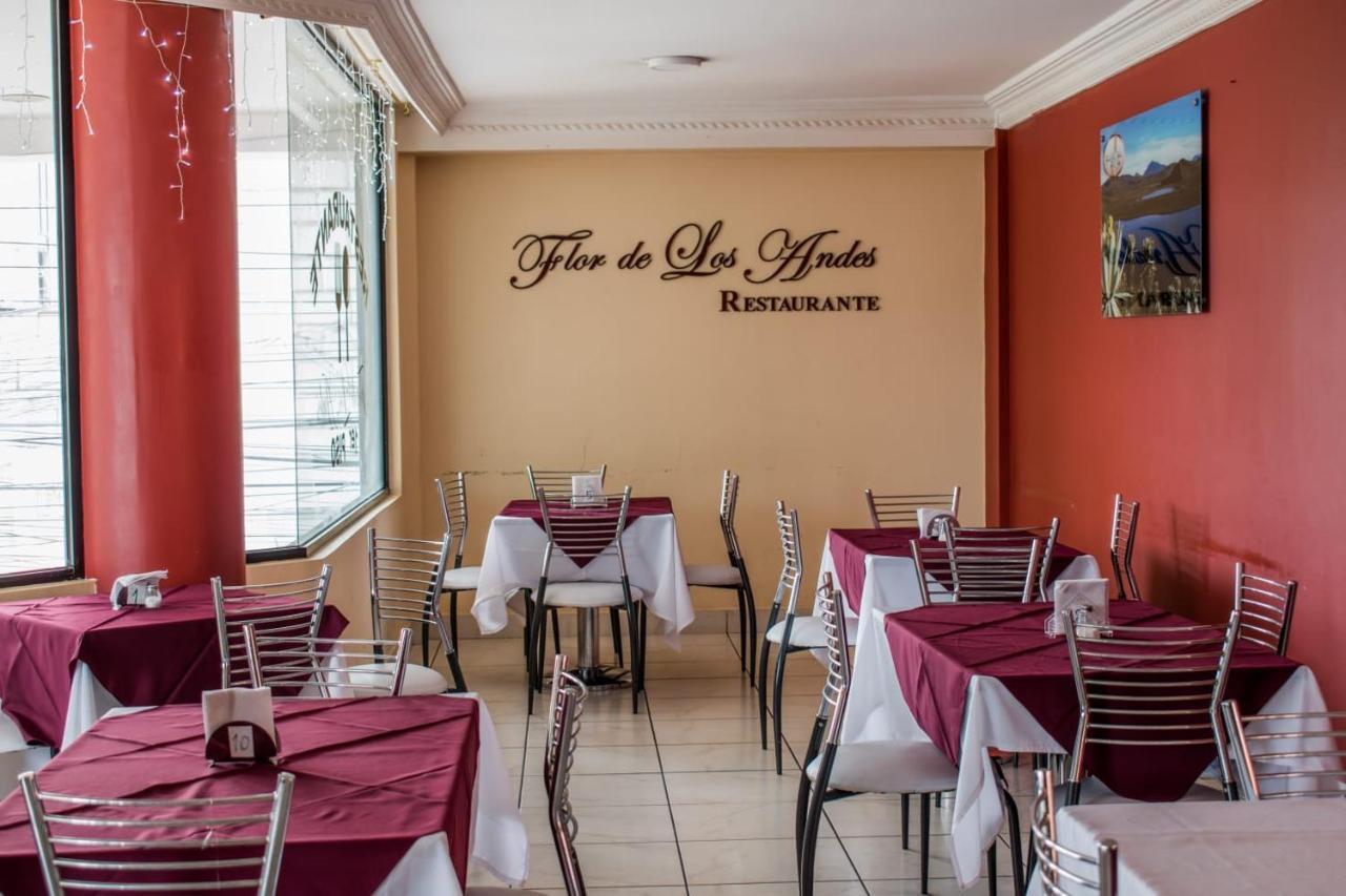 Hotel Flor De Los Andes Tulcán المظهر الخارجي الصورة