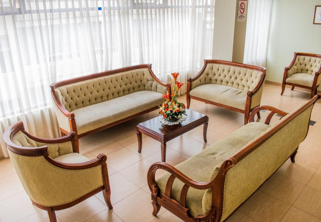 Hotel Flor De Los Andes Tulcán المظهر الخارجي الصورة