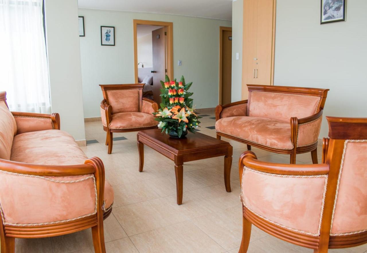 Hotel Flor De Los Andes Tulcán المظهر الخارجي الصورة