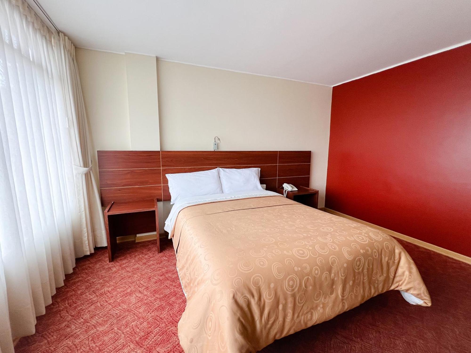 Hotel Flor De Los Andes Tulcán المظهر الخارجي الصورة